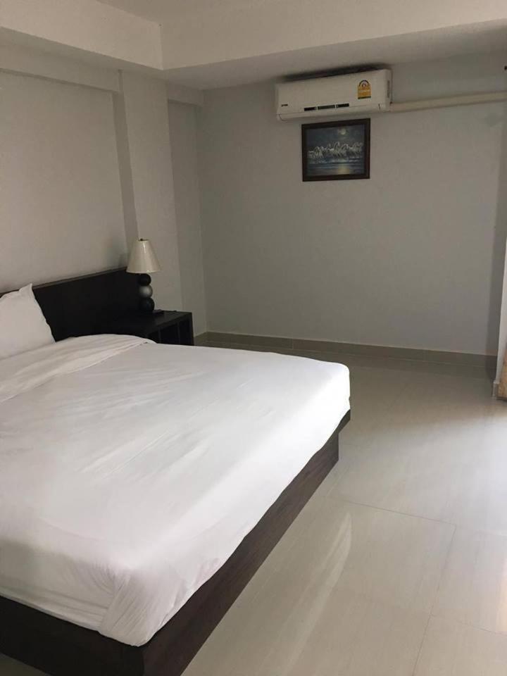 S.K.机场酒店 清邁 外观 照片
